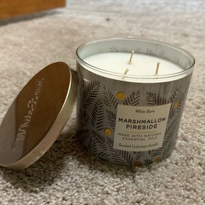 NWT Marshmellow Fireside 3 wick candle